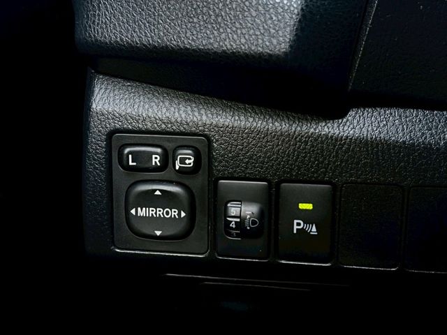 Altis 原鈑 妥善率極高里程極低 油耗表顯出色 動力順暢好上手 空間實用 乘坐舒適 是通勤代步與家庭用車省心的熱門車  第13張相片