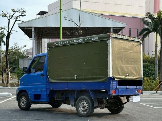 中華菱利 里程極低 耐操實用 載貨空間大 維修保養相對單純 適合做生意 跑工程或日常載物 是工作的好夥伴  第2張相片