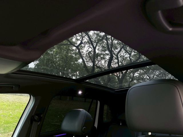 TIguan R 原鈑 性能休旅代表作 馬力充足 操控熱血有樂趣 空間實用 是家庭與玩家的好選擇  第20張相片