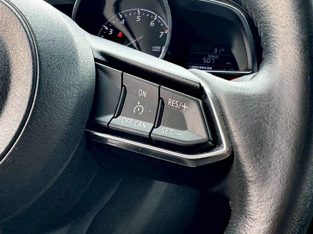 Cx3 頂級型 原鈑件 外型俐落 車身靈活 內裝質感細膩 操控輕快順手 兼顧都會代步與休旅實用性  第10張相片