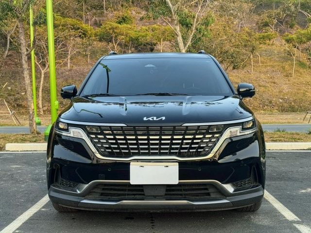 Carnival 尊貴7人座 MPV 空間寬敞 乘坐舒適 配備豐富又有質感 家庭出遊 商務接送都體面又實用  第3張相片