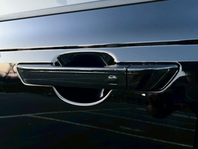 Carnival 尊貴7人座 MPV 空間寬敞 乘坐舒適 配備豐富又有質感 家庭出遊 商務接送都體面又實用  第6張相片