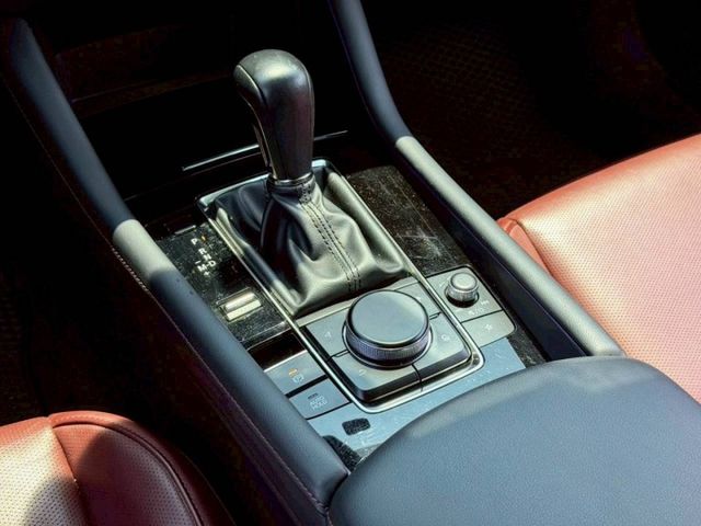 Mazda3 20S Premium 原鈑 質感與科技兼具 外型俐落 配備完善 內裝精緻舒適 展現日系房車高質感魅力  第13張相片