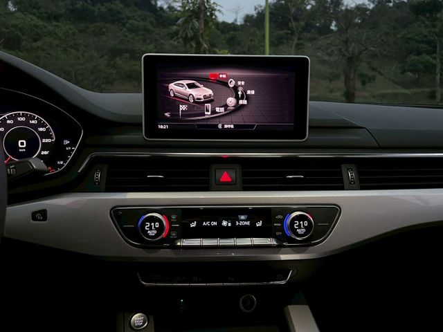 A5 40TFSI 認證車 低里程 精品改裝  第12張相片