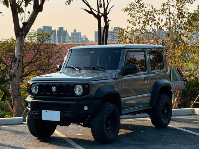 Jimny GLX 4WD 認證車 低里程  第1張相片