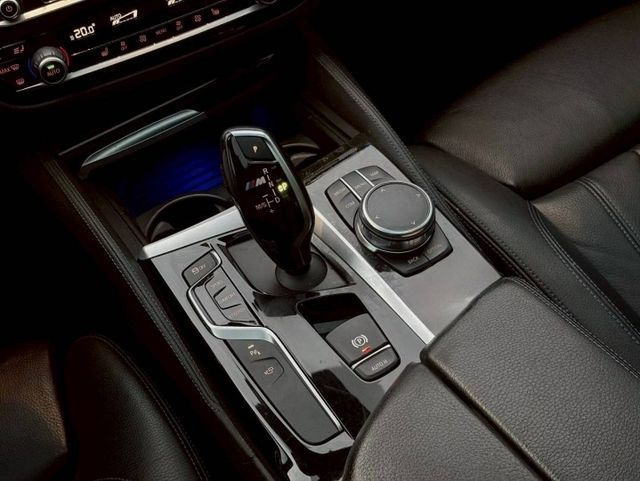 530i Msport 原鈑件 5AT 天窗 360環景 抬顯 L7音響 電吸門 電尾門  第12張相片