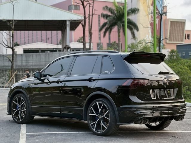 Tiguan R滿配升級Akrapovič蠍子管，性能與豪華一次到位，原鈑件優質首選  第2張相片