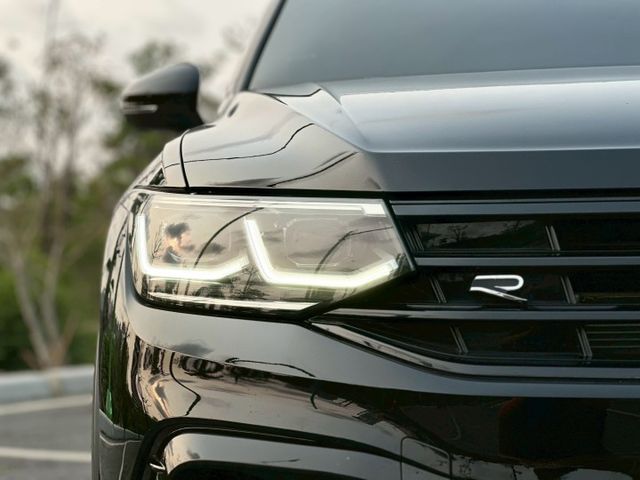 Tiguan R滿配升級Akrapovič蠍子管，性能與豪華一次到位，原鈑件優質首選  第5張相片