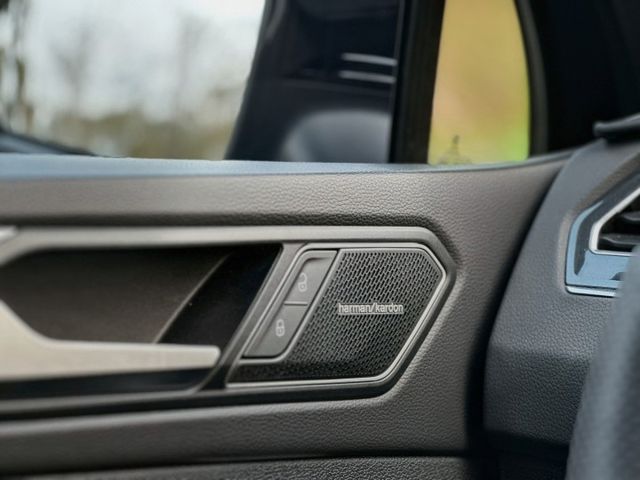 Tiguan R滿配升級Akrapovič蠍子管，性能與豪華一次到位，原鈑件優質首選  第16張相片