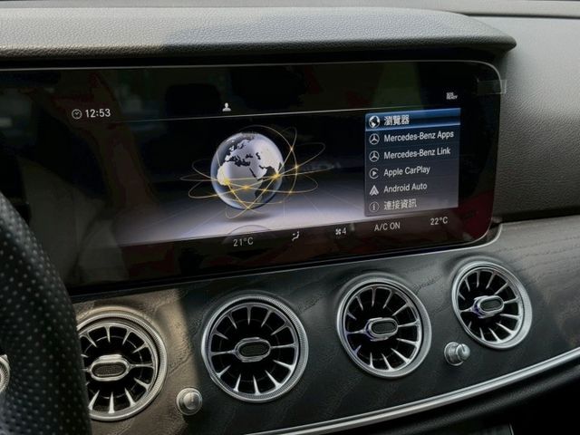 E300 AMG Line，原鈑件，P20全套智慧輔助  柏林之音，雙螢幕豪華科技，配備滿載好入手  第11張相片
