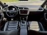 Tiguan R 認證車，四驅與DCC底盤，HK音響，全景天窗，二階改裝操控性能兼具  第8張縮圖