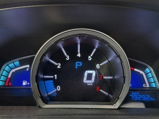 U6 1.8 魅力型  渦輪有力，低里程原鈑件，3D環景、HUD抬顯與聲控科技，高CP值首選！  第10張相片