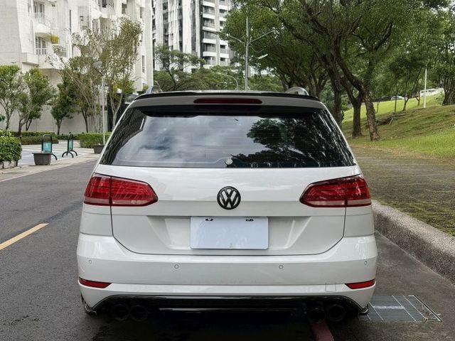 Golf Variant Highline原鈑件，價格實在好入手，保養完善變速箱已整理，入主安心無負擔  第4張相片