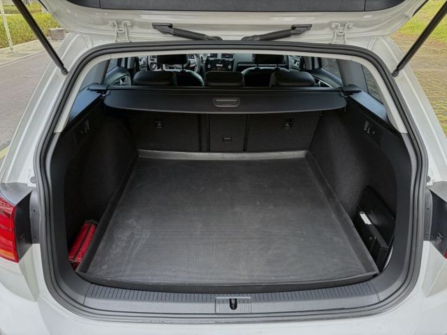 Golf Variant Highline原鈑件，價格實在好入手，保養完善變速箱已整理，入主安心無負擔  第7張相片