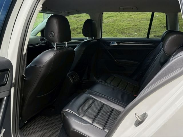 Golf Variant Highline原鈑件，價格實在好入手，保養完善變速箱已整理，入主安心無負擔  第10張相片