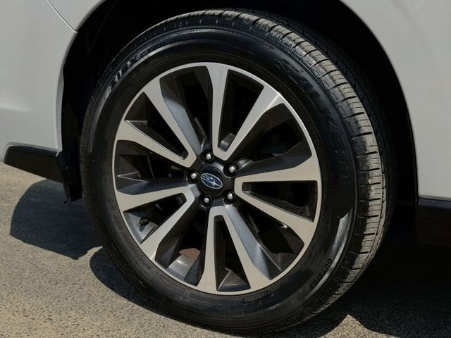 Forester i-L 原鈑 水平對臥引擎搭配四輪驅動 底盤穩定 空間實用 視野開闊 無論市區代步或假日出遊都合適  第8張相片