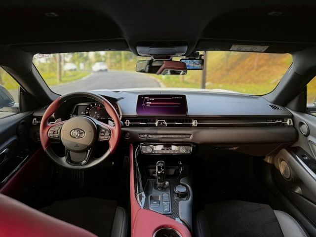 GR Supra 3.0T Premium AT 自排 搭載直六渦輪引擎 強悍馬力與熱血 短軸後驅設定 操控俐落精準  第7張相片