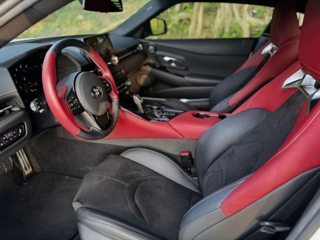 GR Supra 3.0T Premium AT 自排 搭載直六渦輪引擎 強悍馬力與熱血 短軸後驅設定 操控俐落精準  第8張相片