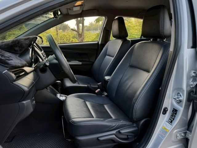 Vios 經典版 原鈑  省油耐用 保養便宜 車身輕巧好停好開 空間表現實在 通勤代步沒問題 入手門檻低又安心  第6張相片