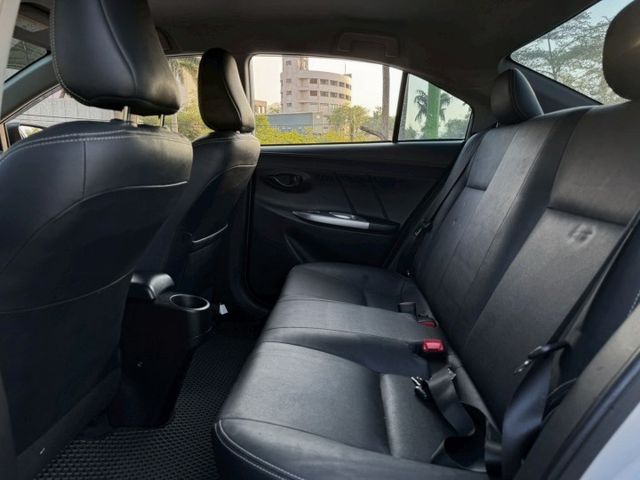 Vios 經典版 原鈑  省油耐用 保養便宜 車身輕巧好停好開 空間表現實在 通勤代步沒問題 入手門檻低又安心  第8張相片