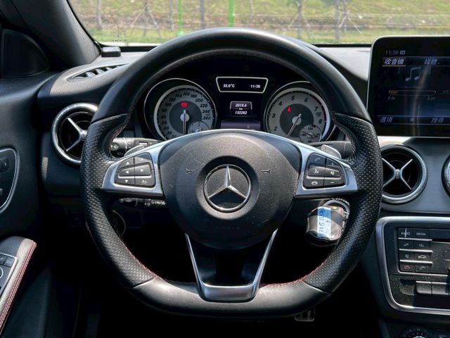 CLA250 Shooting Brake  原鈑件 AMG套件滿載，旅行車帥氣實用兼具  第9張相片