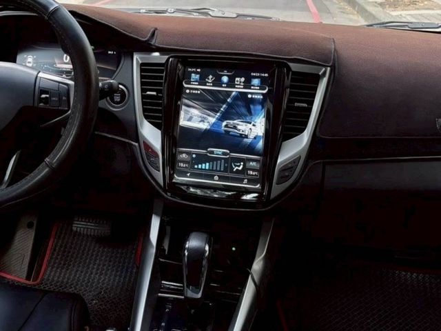 Grand Lancer 旗艦版  原鈑件帥氣科技，滿配舒適好開，入手超划算！  第12張相片