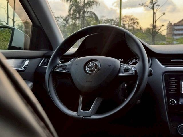 Octavia 1.0TSI 動能版  原鈑件、配備齊全，19.8萬輕鬆入手，省油好開超值首選  第8張相片