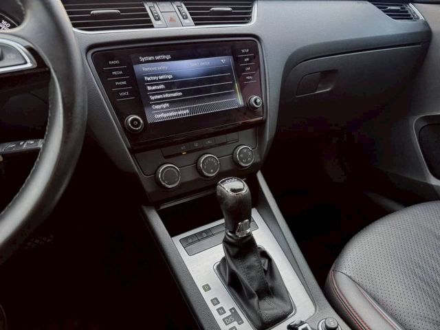 Octavia 1.0TSI 動能版  原鈑件、配備齊全，19.8萬輕鬆入手，省油好開超值首選  第10張相片