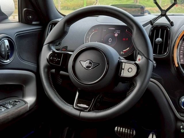 Countryman JCW ALL4  原鈑  JCW大馬力四輪驅動 性能在進化  第10張相片