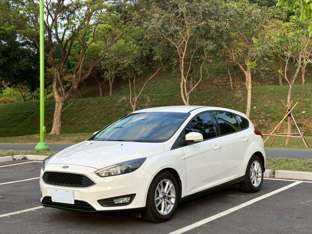 Focus 1.6 汽油時尚型 原鈑 安全的便宜代步車 小排量輕鬆保養省油  第1張相片