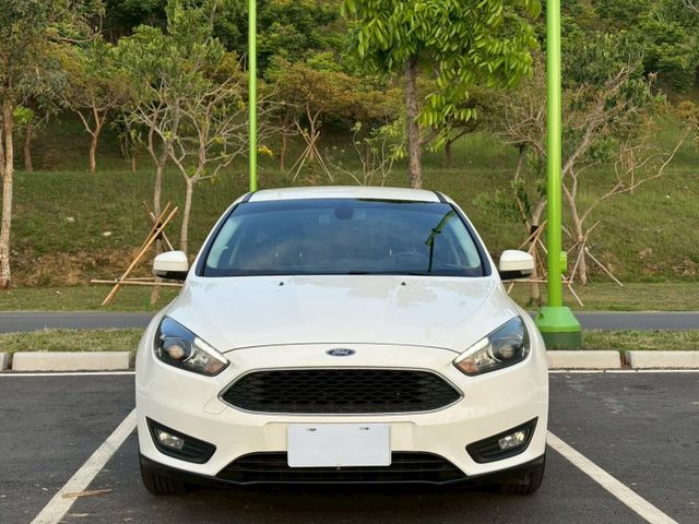 Focus 1.6 汽油時尚型 原鈑 安全的便宜代步車 小排量輕鬆保養省油  第2張相片