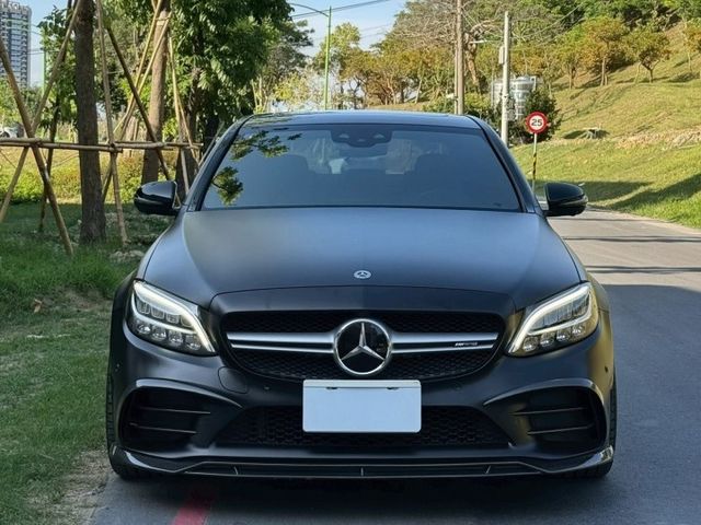 AMG C43 4MATIC  小改款外觀再進化  配備齊全改裝點綴漂亮  第3張相片