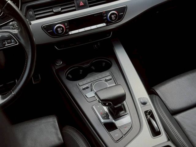 A4 Avant 40TFSI 原鈑 當代最美旅行車 B9 世代  將俐落的線條與極致科技完美融合  第12張相片