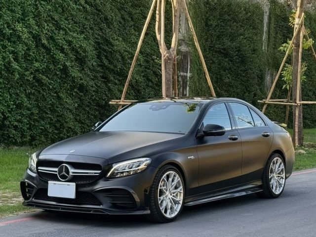 AMG C43 4MATIC 認證漂亮車  小改款外觀再進化  配備齊全改裝點綴漂亮  第1張相片