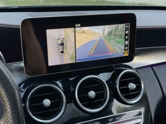 AMG C43 4MATIC 認證漂亮車  小改款外觀再進化  配備齊全改裝點綴漂亮  第17張相片