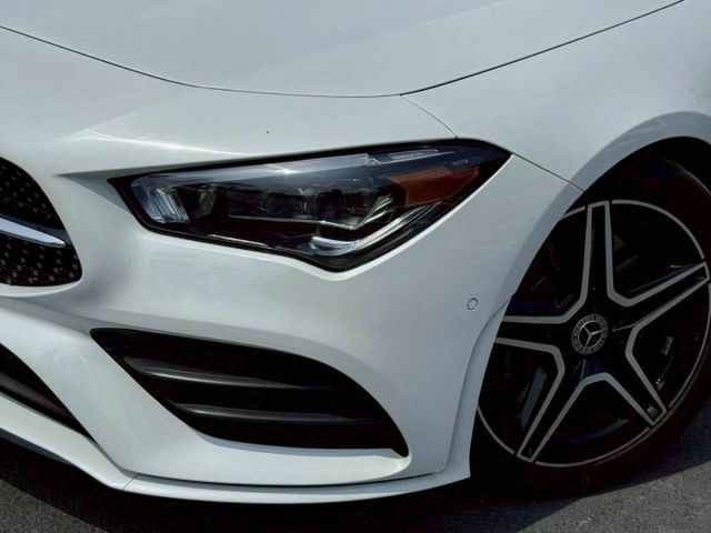 Cla250 AMG 原鈑件 跑格外型結合豪華質感 渦輪動力輕快順暢 配備豐富 日常代步與個性品味一次滿足  第5張相片
