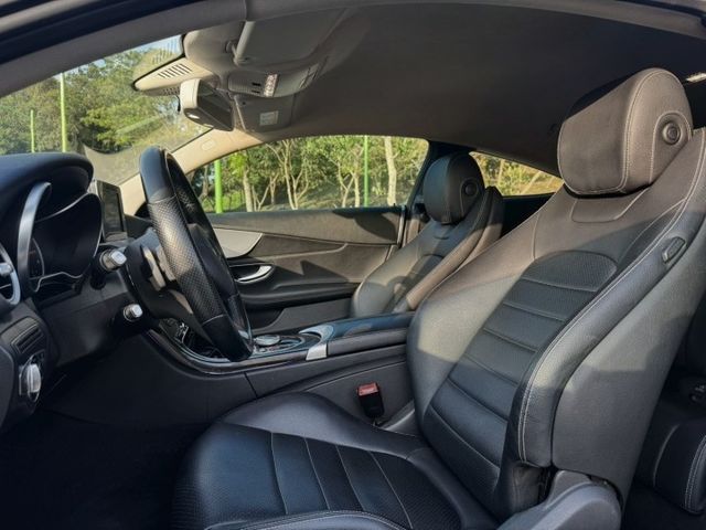 C180 Coupe入門雙門轎跑  倒車顯影 雙前電動椅  LED頭尾燈  第6張相片