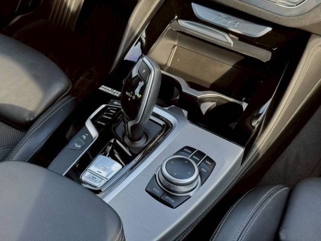 X4 20i xDrive 原鈑低里程  斜背美型跑旅定義街道美學  G02 世代 X4用最美背影征服眾人目光  第14張相片