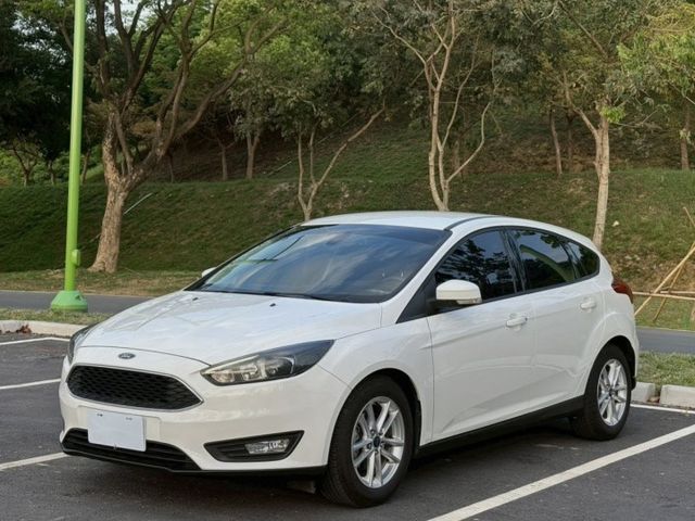 Focus 1.6 汽油時尚型 原鈑 安全的便宜代步車 小排量輕鬆保養省油  第1張相片