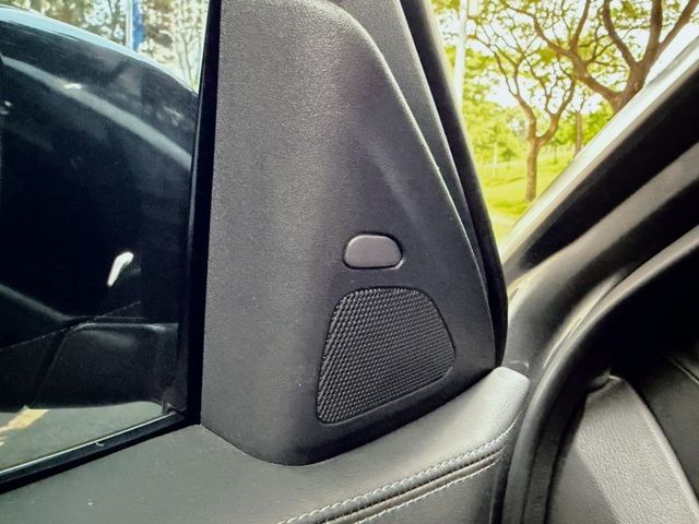QX55 旗艦 搭載2.0L VC-Turbo引擎 融合轎跑線條與豪華質感 外型動感 內裝精緻 兼具性能與時尚品味  第11張相片
