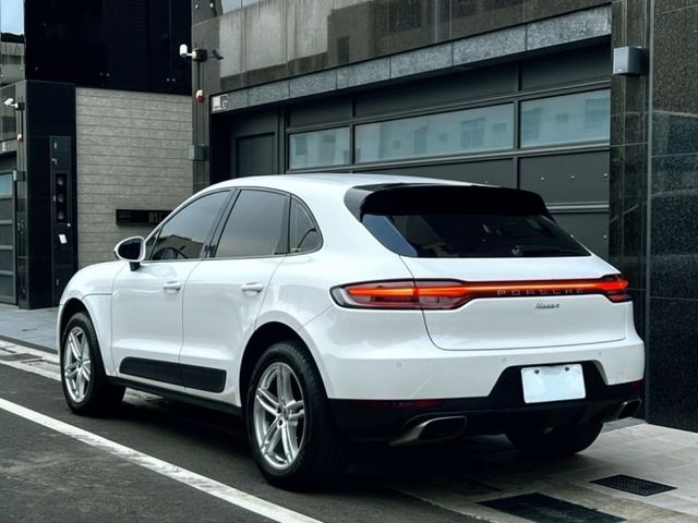 Macan 2.0 認證原鈑件 360環景 跑車計時器 電尾門  第2張相片