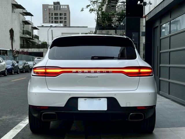 Macan 2.0 認證原鈑件 360環景 跑車計時器 電尾門  第4張相片