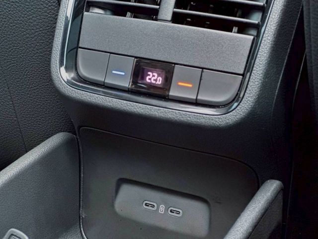 Octavia Combi RS 認證原鈑件 低里程 小改款配備再升級  第16張相片
