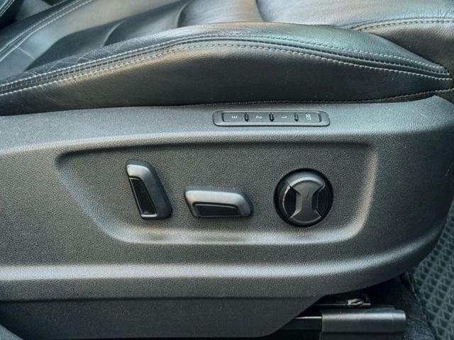 Kodiaq 4x4 原鈑 歐系休旅 空間寬敞實用 操控穩健省油 配備完整安全輔助 是家庭出遊 通勤與長途旅行的好選擇  第15張相片
