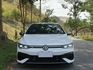 Golf R 原鈑 披著掀背外皮的性能猛獸 搭載強悍動力與四驅操控 直線超快 彎道夠穩 日常代步與熱血駕馭一次滿足  第3張縮圖