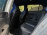 Golf R 原鈑 披著掀背外皮的性能猛獸 搭載強悍動力與四驅操控 直線超快 彎道夠穩 日常代步與熱血駕馭一次滿足  第8張縮圖