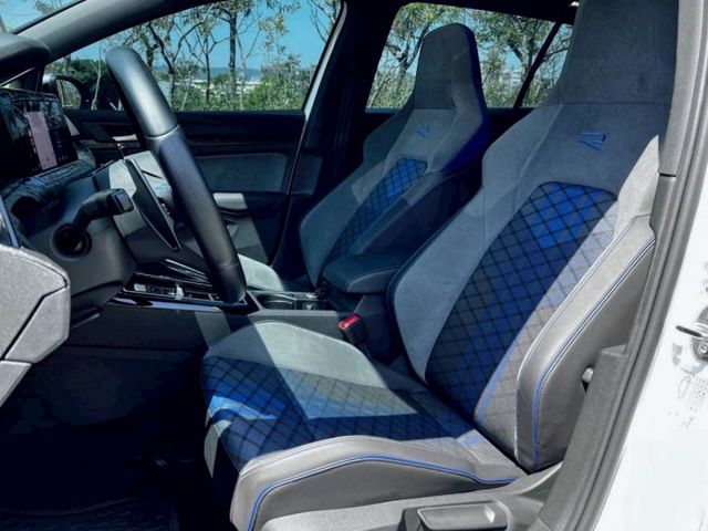 Golf Variant R 改裝估計超過50萬 性能與空間一次到位 四驅操控熱血帶勁 旅行車的實用兼具駕馭樂趣  第6張相片