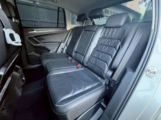 Tiguan 330Tsi 扎實的底盤配上穩定操控 空間實用且乘坐舒適 是兼顧家庭日常使用與長途出遊需求好選擇  第7張相片
