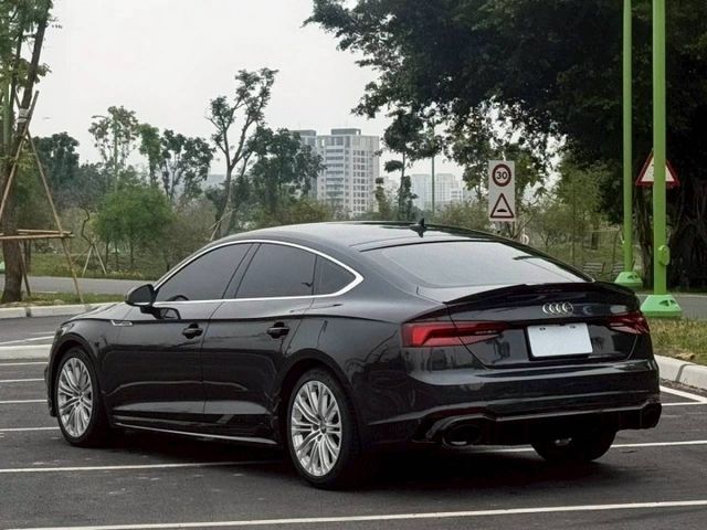 A5 Sportbcck 40TFSI 漂亮認證車  絕美斜背曲線 虛擬座艙科技感滿  第2張相片
