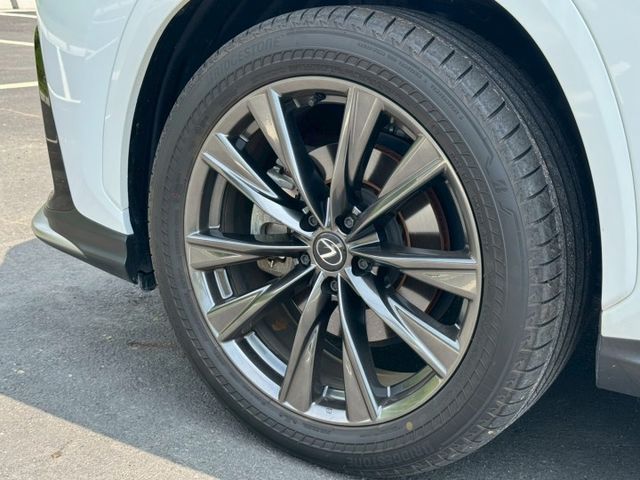 NX350 認證  全新LSS 3.0+輔助駕駛系統更智慧  頂級馬克列文森音響  第5張相片